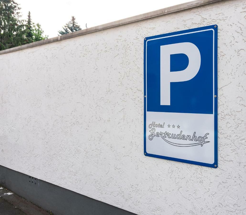 ホテル ゲルタデンホフ ケルン エクステリア 写真